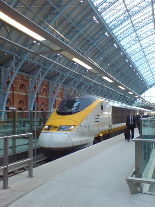 Eurostar arrives at St Pancras