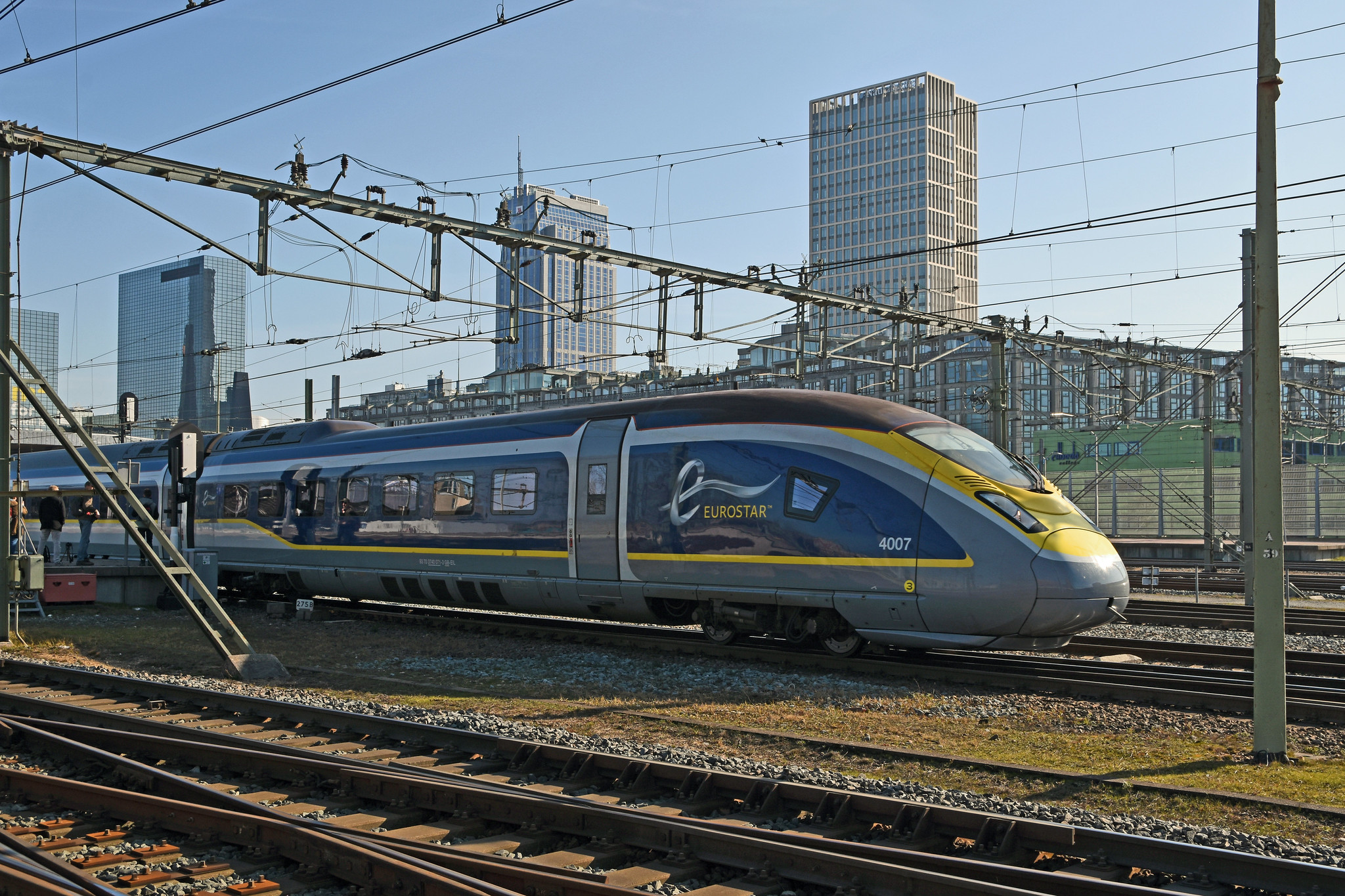 Eurostar e320 train