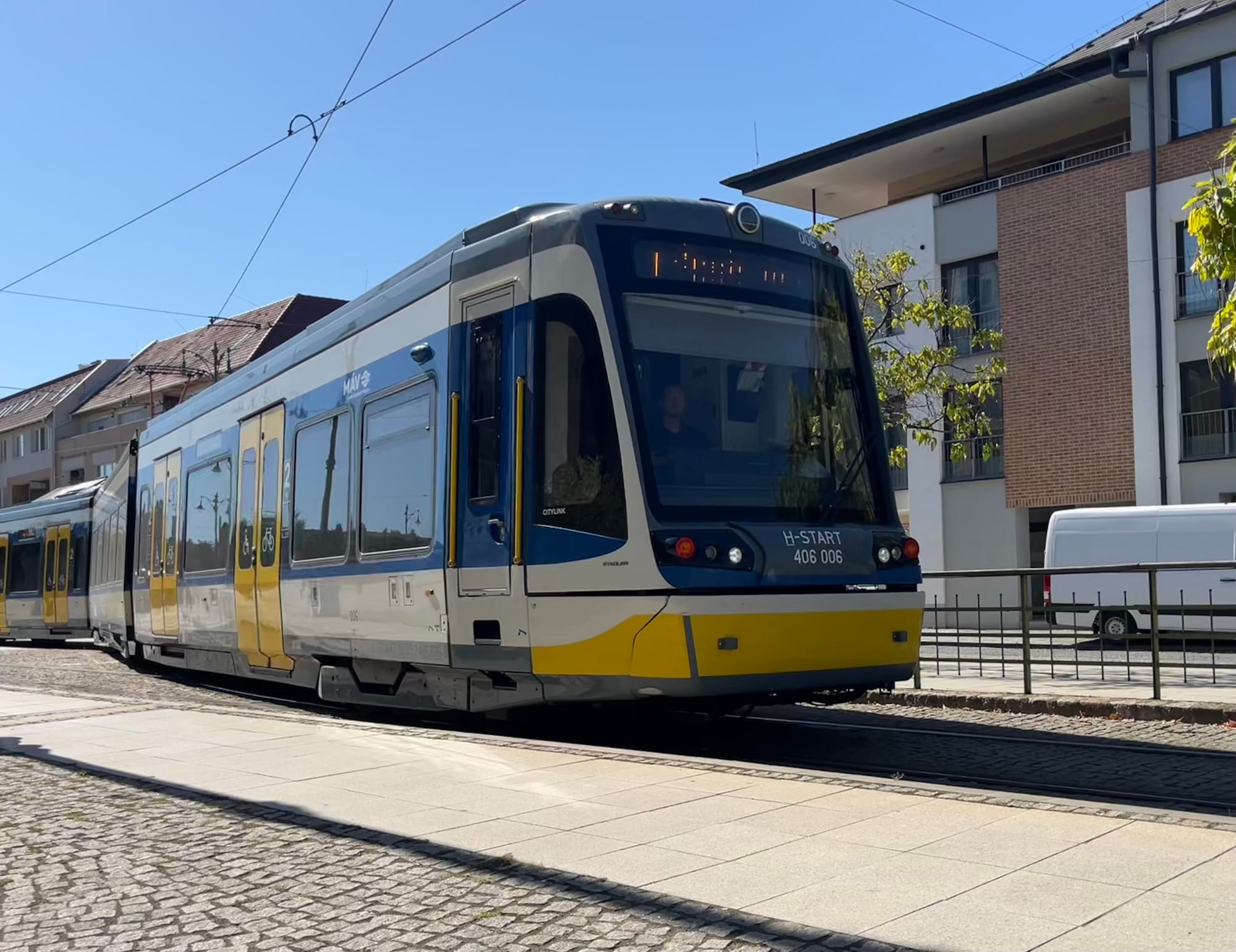 A tram-train for Nijmegen - Kleve: the option with the fewest downsides