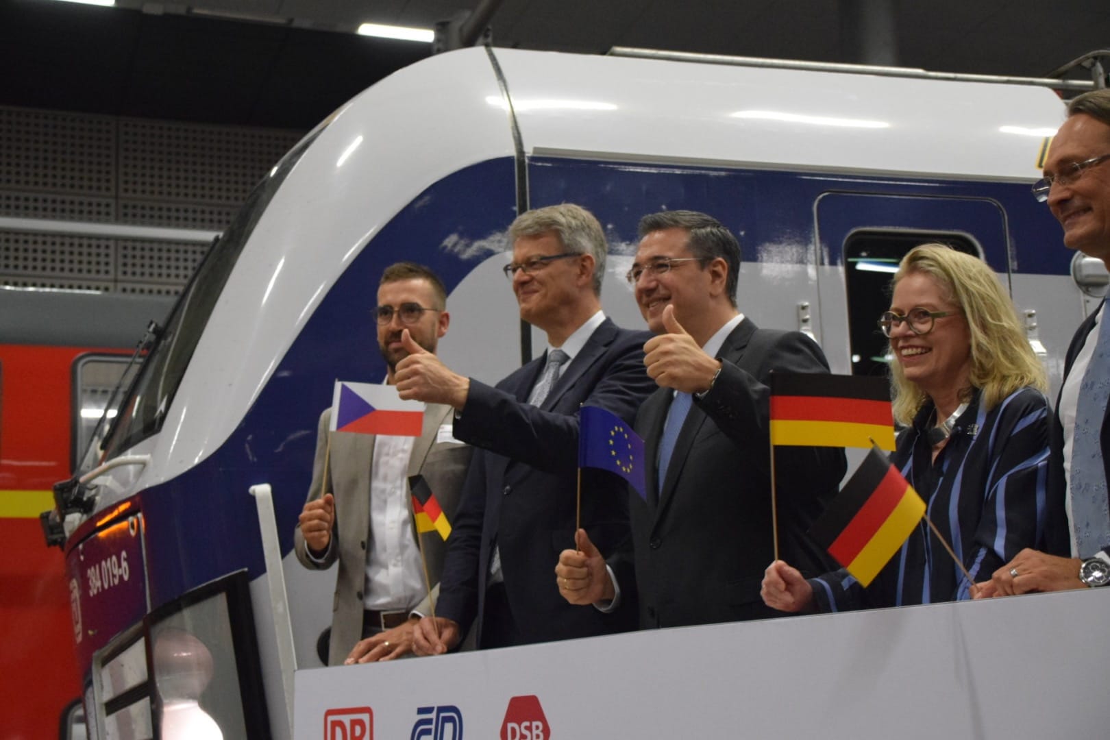 Praha - Berlin - K&oslash;benhavn: well at least the carriages can complete the entire journey