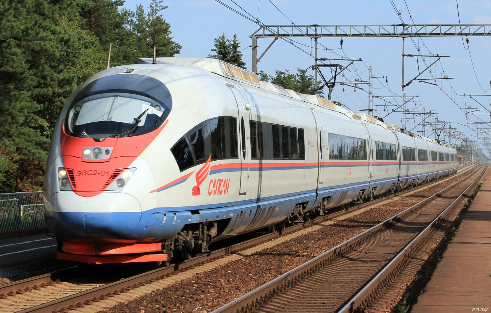 How to avoid using inappropriate stock photos of trains