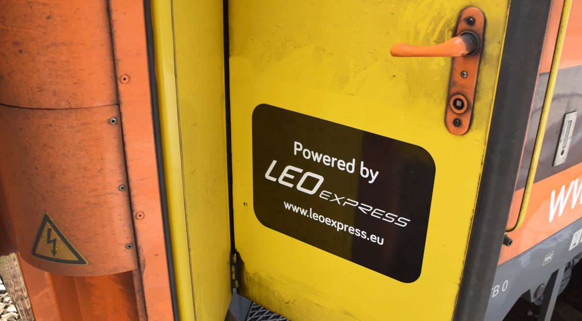 Platform numbers, finger pointing, and the end for some modern locomotives