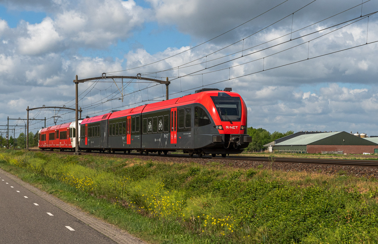 Qbuzz to run Amsterdam-Paris in 2027