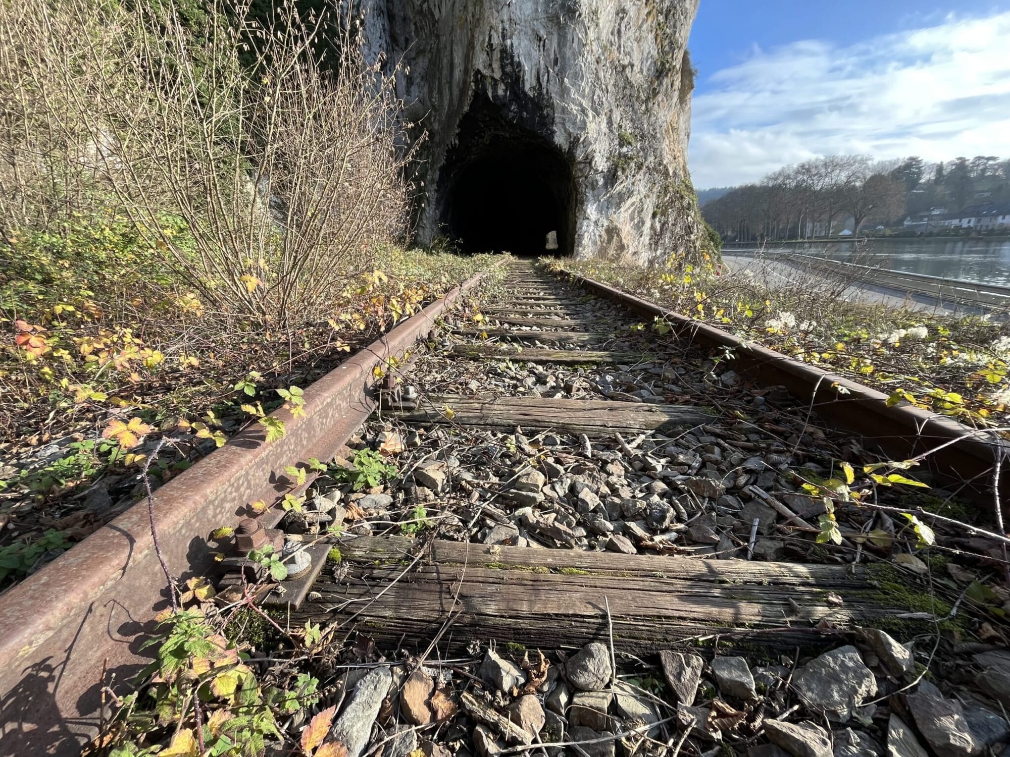 European railways and the implementation gap