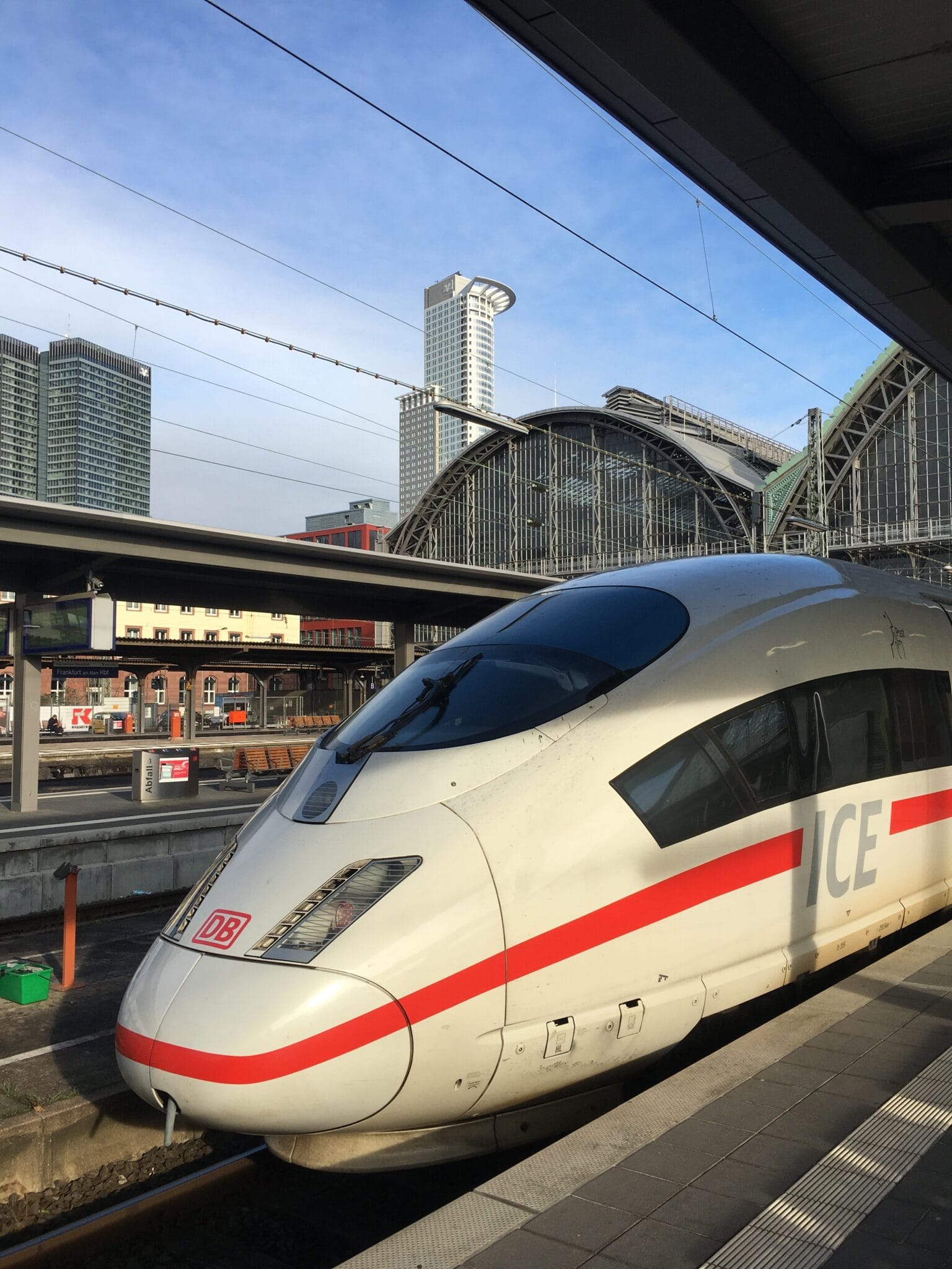 Taking the train rather than the plane for business travel in Europe: does it work?