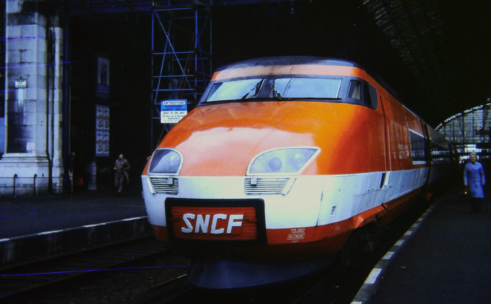 Rail path dependency: how the oil crisis and the British government left SNCF with a problem in Italian tunnels