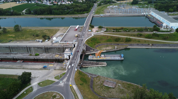 Determined citizens in Breisach, rail replacement buses to Müllheim, and no clarity about new trains - France-Germany regional rail remains a mess